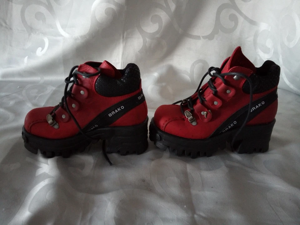 CHAUSSURES GRUNG GOTHIQUE BRAKO ROUGE FONCÉ ÉCOLOGIQUE VINTAGE 34,5 35 - Photo 3/4