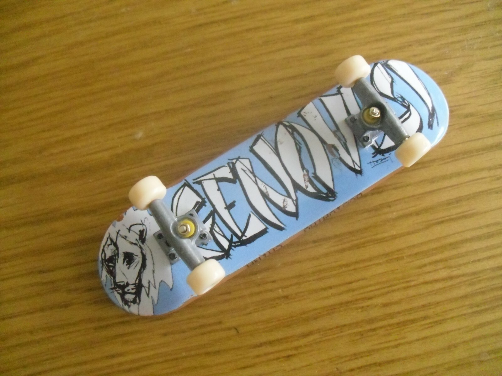Picture 1 of 2