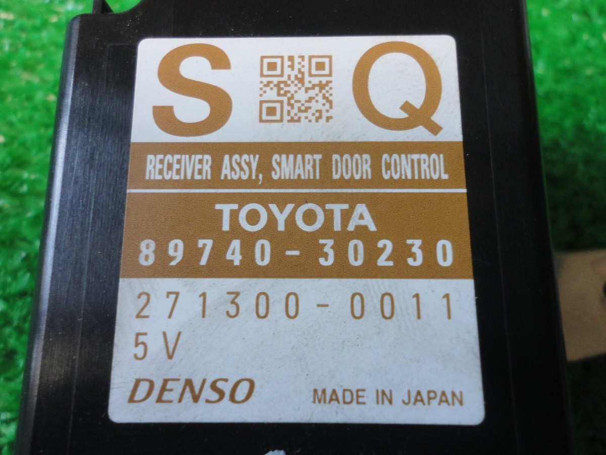 TOYOTA CROWN GRS200 Genuine Door Control Receiver 89740