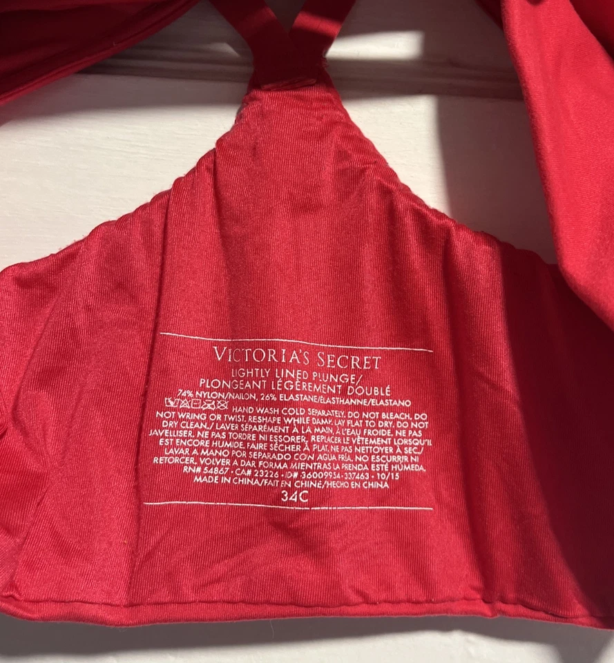 Victoria’s Secret 34C Lightly Lined Red Plunge Bra Wireless - Image 3 of 4