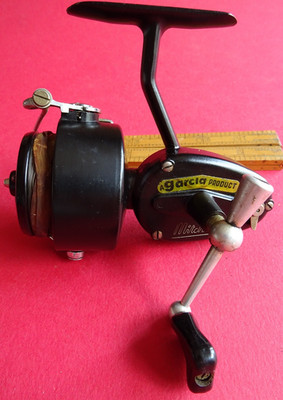 EINE SELTENE LEICHT GEBRAUCHTE 5. MODELL MITCHELL 300 SPINNROLLE VON 1957