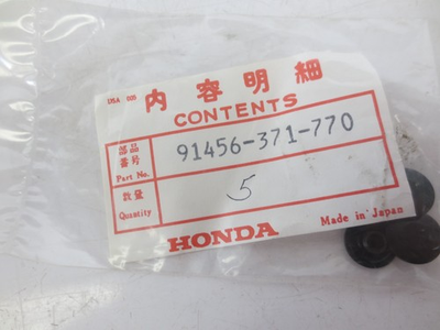 #ad NEW Genuine OEM Honda 5 Cap Socket 91456 371 770 $19.99