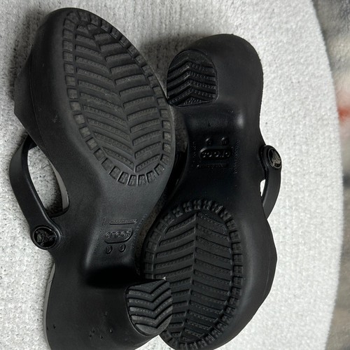CROCS Cyprus Heeled Strapy Platform Black & Gray Women's Size 6 - Picture 7 of 8