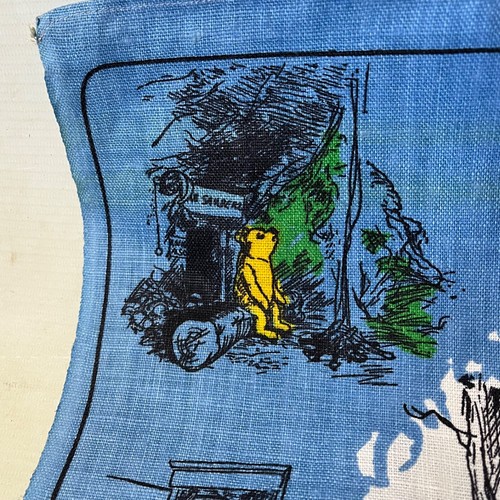VINTAGE JONELLE IRISH LINEN TEA TOWEL WINNIE THE POOH 'POOH BEAR' NEW - Picture 14 of 14