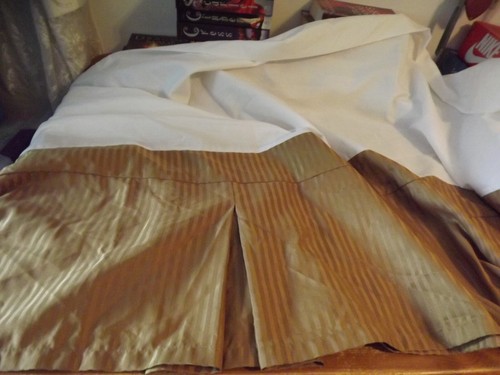 BedSKiRT FULL / DOUBLE PLEATED BEDSKIRT dust ruffle FABTEX mocha brown stripes
