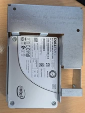 Dell server Intel SSD x 4