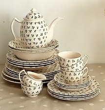 Johnson Brothers Sweet Sue Part Tea Set Dinner Set