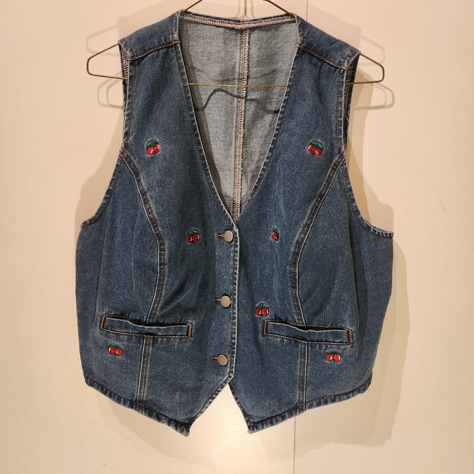 Size XXL Cherry Embroidered Blue Denim Vest Hipster Fem Top