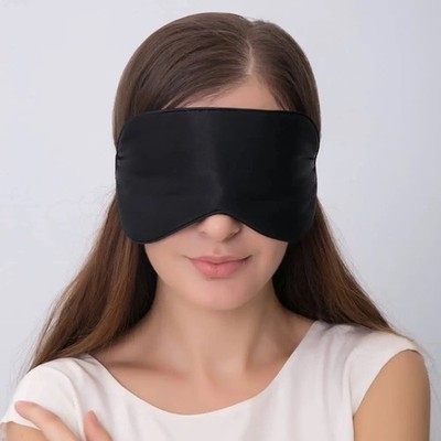 Alaska Bär Naturseide Schlafmaske, Augenbinde, super glatte Augenmaske ein Riemen