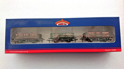 Bachmann 37-097 5 Bohlenwagen Kohlehändler Dreierpack (verwittert) NEU