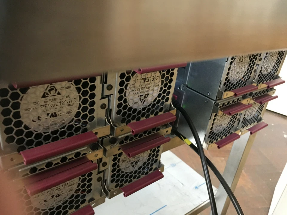 HP ProLiant s6500 Chassis 8x SL230s G8 Node Server 16x 8-Core E5-2660 ESXi 512GB - Image 2 of 4