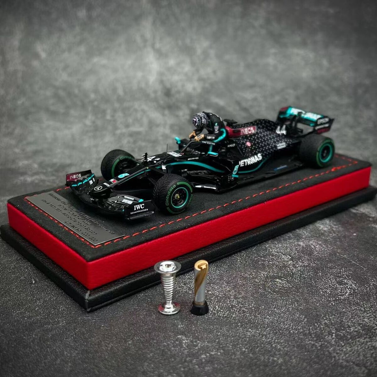 Spark 1/43 Mercedes AMG Petronas F1 W11 Winner GP Turkish Spark 1/43 Mercedes AMG Petronas F1 W11 Winner GP Turkish