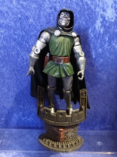 Marvel Legends ToyBiz loose 2002 Series II Dr. Doom Complete