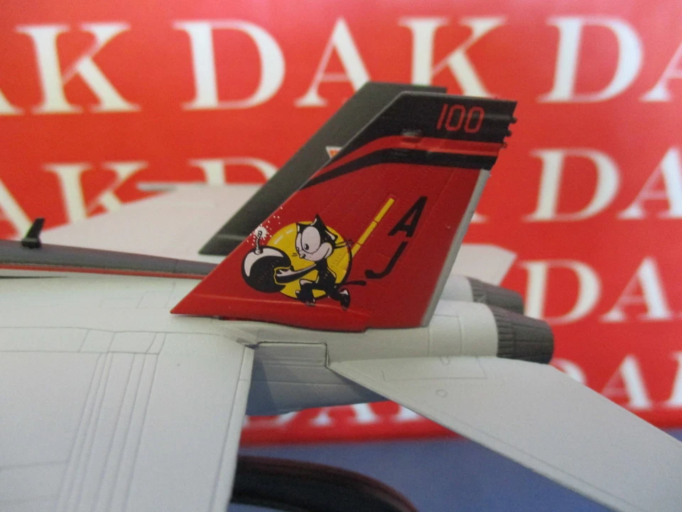 Die cast 1/100 Modellino Aereo Aircraft Boeing F/A-18E Super Hornet Tomcatters - Immagine 3 di 4