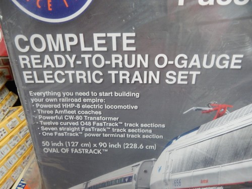 LIONEL 6-31779 AMTRAK HHP-8 PASSENGER TRAIN SET NEW SEALED IN BOX O GAUGE LQQK - Picture 2 of 3