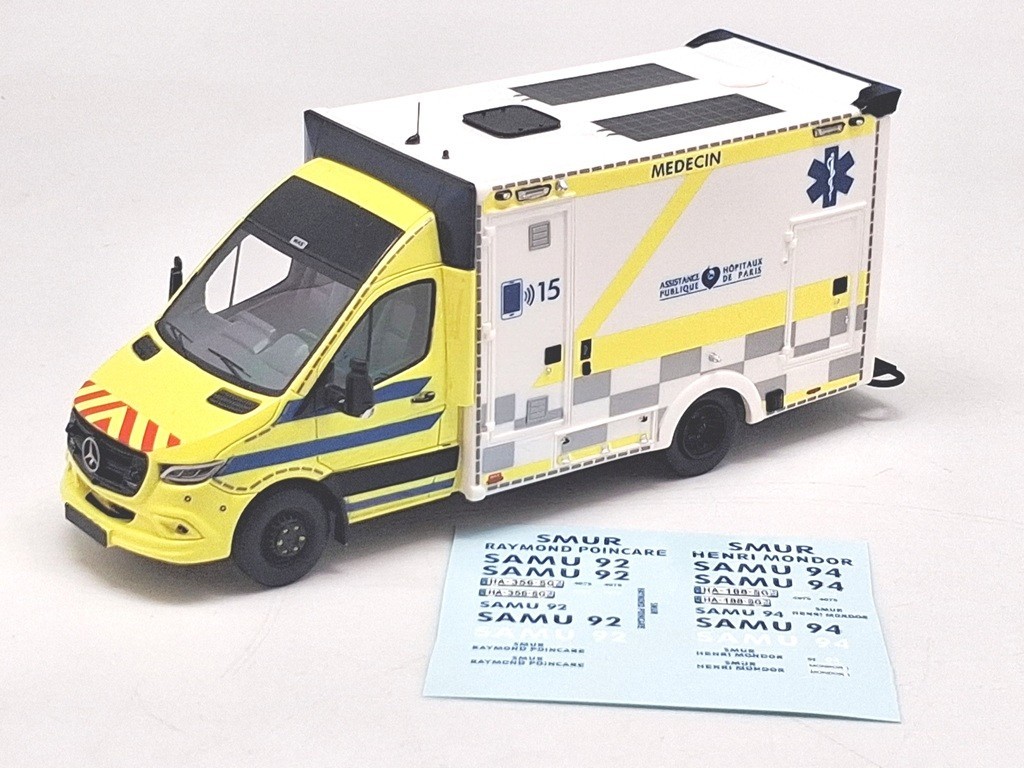 Ambulance Mercedes Sprinter WAS SMUR Hôpital Mondor 1/43 de collection finition prestige