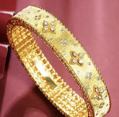 Gold Venetian Bangle ￼