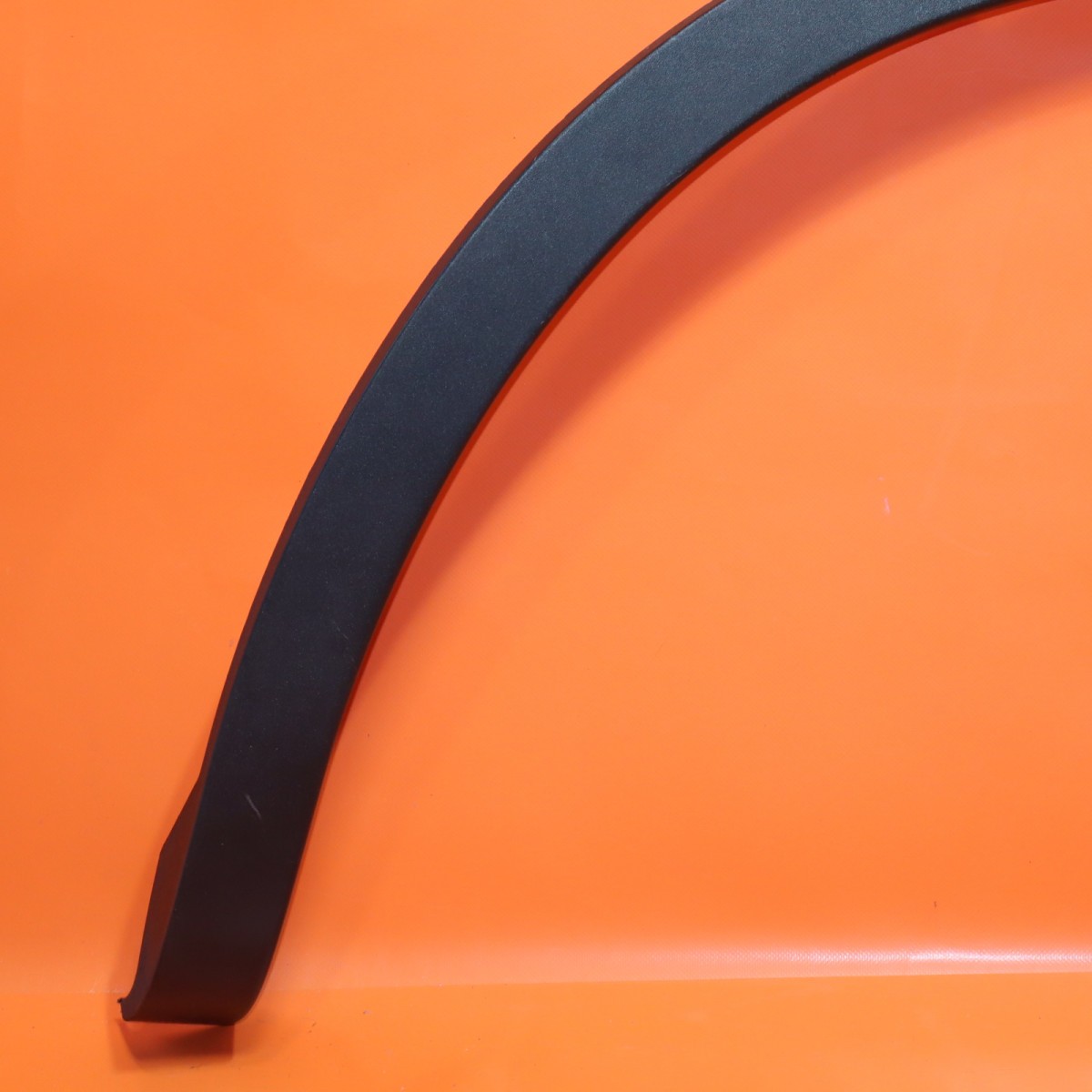 Maserati Levante 2017-2020 REAR+LEFT Wheel arch molding P/N 670040324