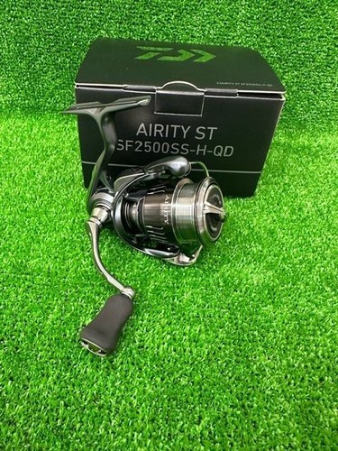 Moulinet Spinning Daiwa 23 AIRITY ST SF2500SS - Pour Pêche En Mer, Expédié Du Japon