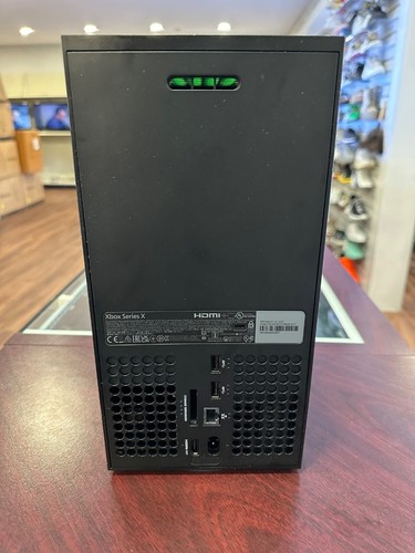 Microsoft Xbox Series X 1TB Black Gaming Console SPB-MS (349586) - Picture 2 of 7
