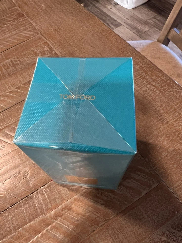 AUTÉNTICO PRECINTADO, T.F.  NEROLI PORTOFINO Eau De Parfum 8,4 oz/250 ml RECARGABLE Foto 2 de 4