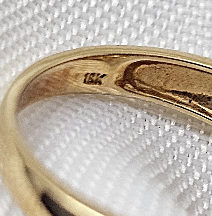 Anillo de alejandrita natural de oro de 18 quilates de 0,454 quilates con detalles de diamantes de 0,060 quilates talla 6,5 Foto 3 de 4