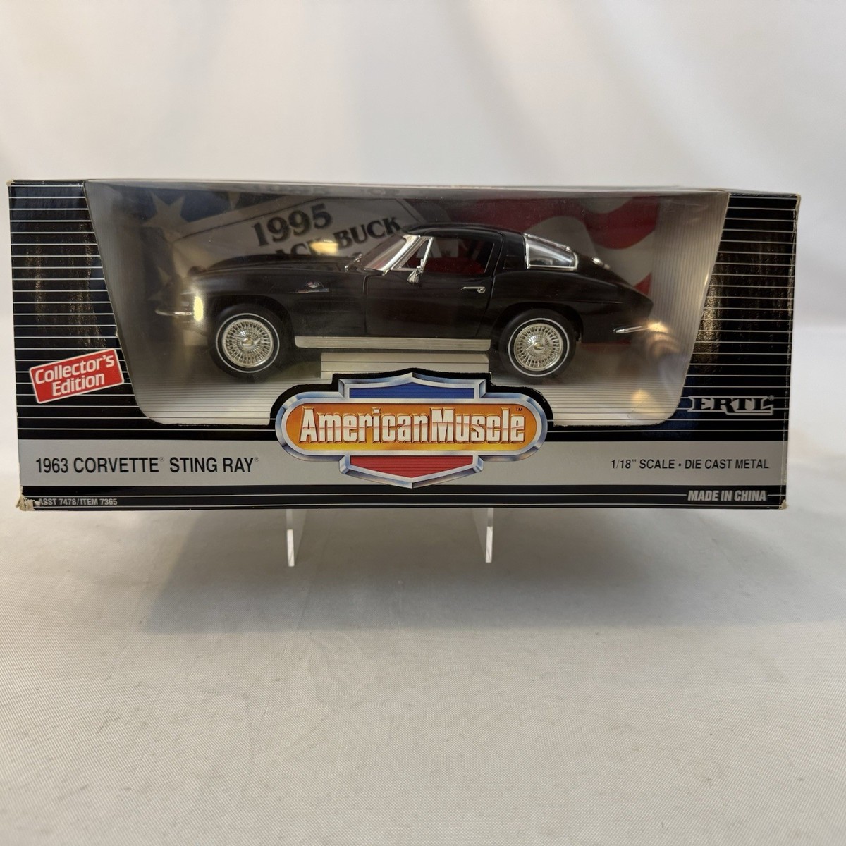 ERTL American Muscle 1963 Corvette Stingray 1/18