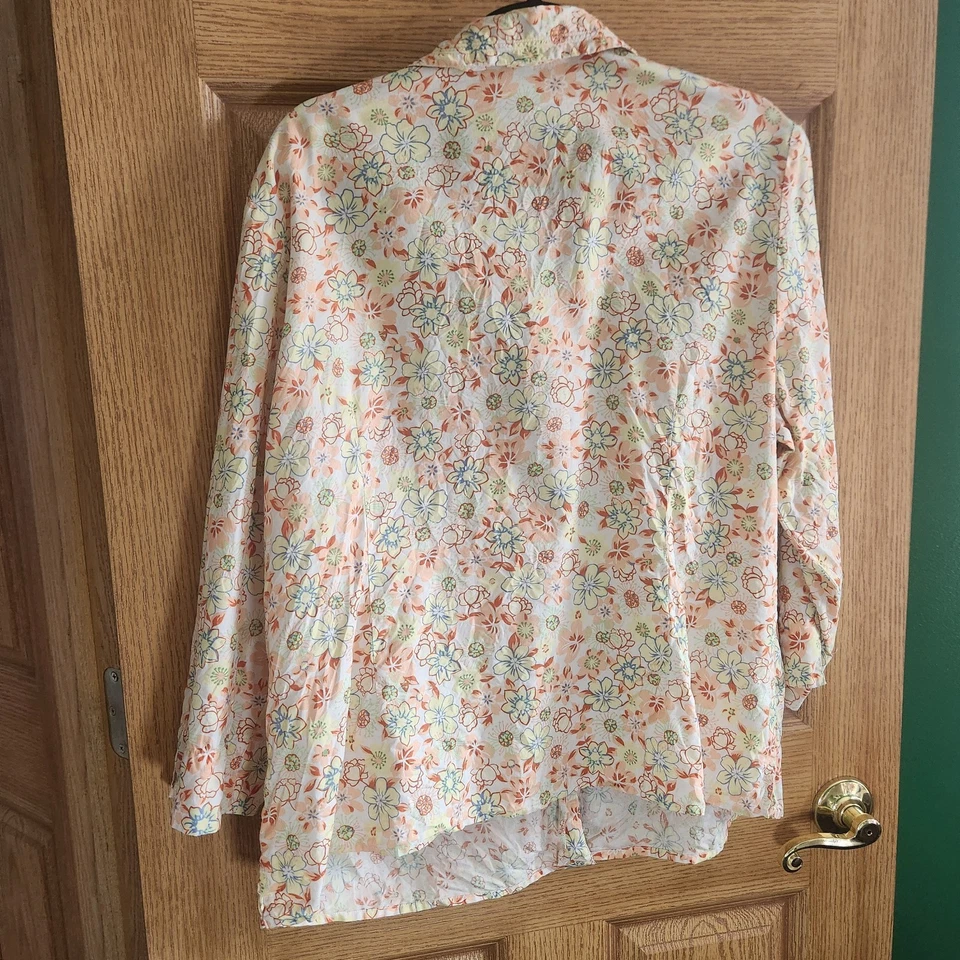 Camisa floral Sag Harbor para mujer talla XL dopamina con cuello abotonado Momcore Foto 2 de 4