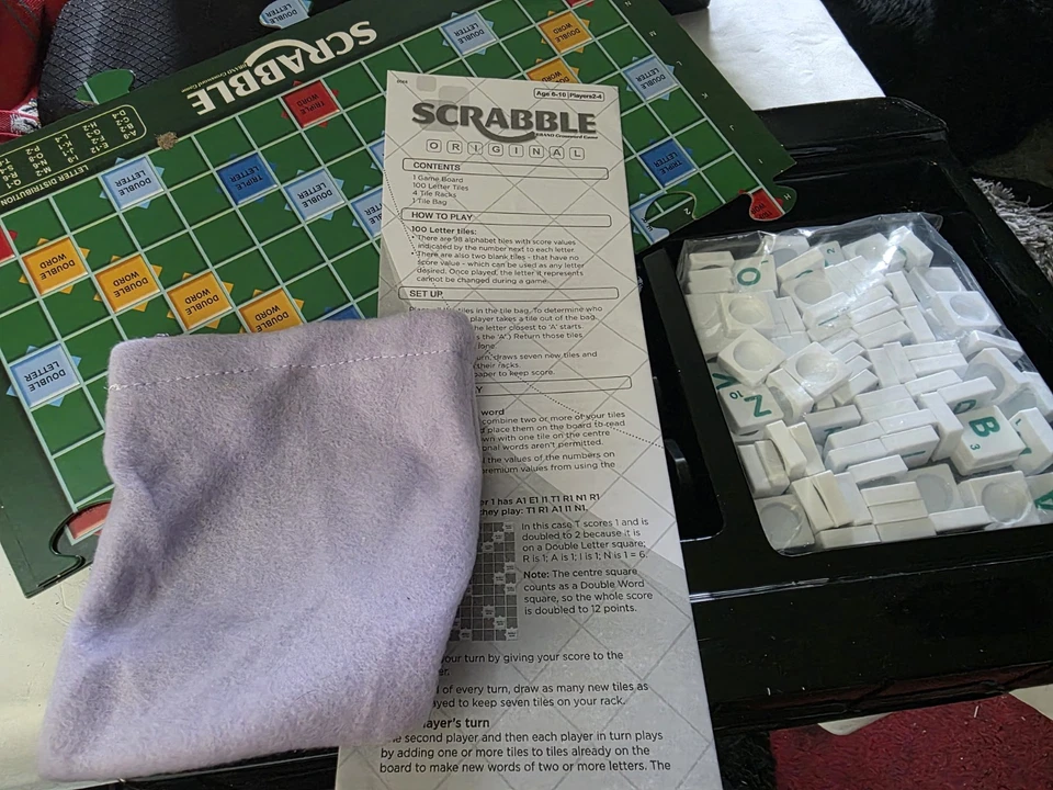 Mattel Scrabble Original Classic Board Tile Game Brand New Sealed 2012 - Image 2 of 4