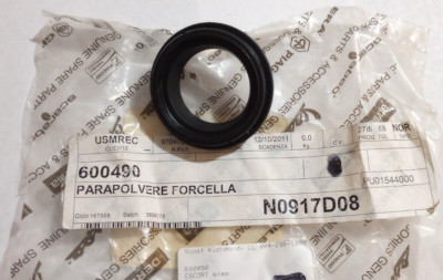 Fork Dust Seal Piaggio Fly 125, Typhoon 125 NOS 600490 (L-7386) | eBay