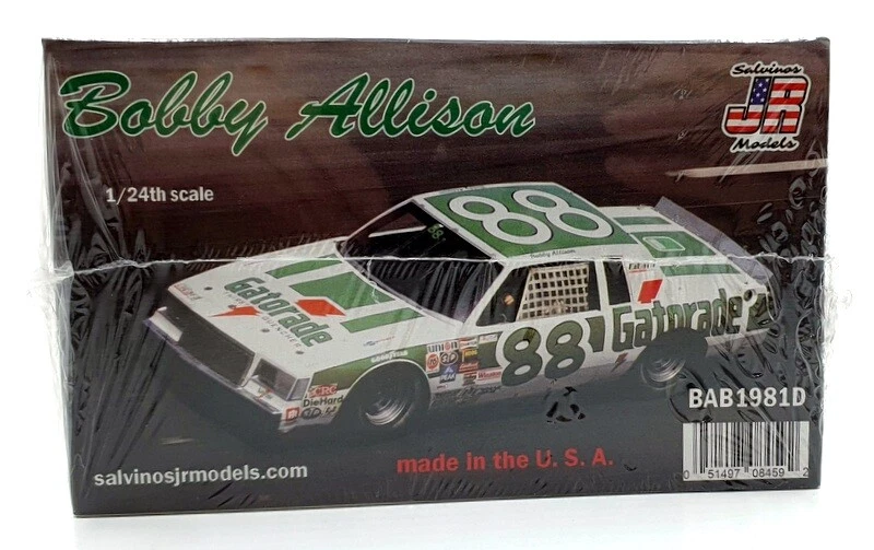 Salvinos 1/25 Scale Model Kit BAB1982D - 1982 Buick Regal Winner B.Allison #88 - Image 3 of 4