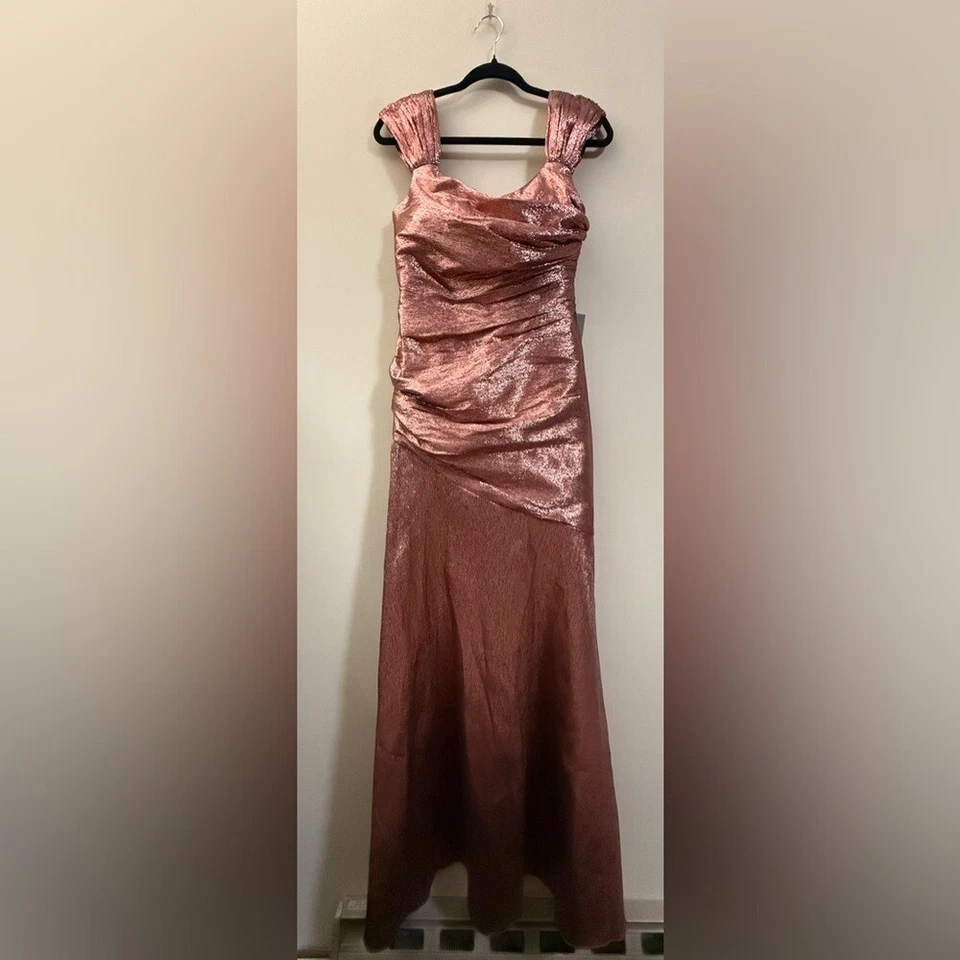 NUEVO CON ETIQUETAS THEIA Santana Vestido de Noche Cuello Redondo en Rosa Metálico - 4 Foto 4 de 4