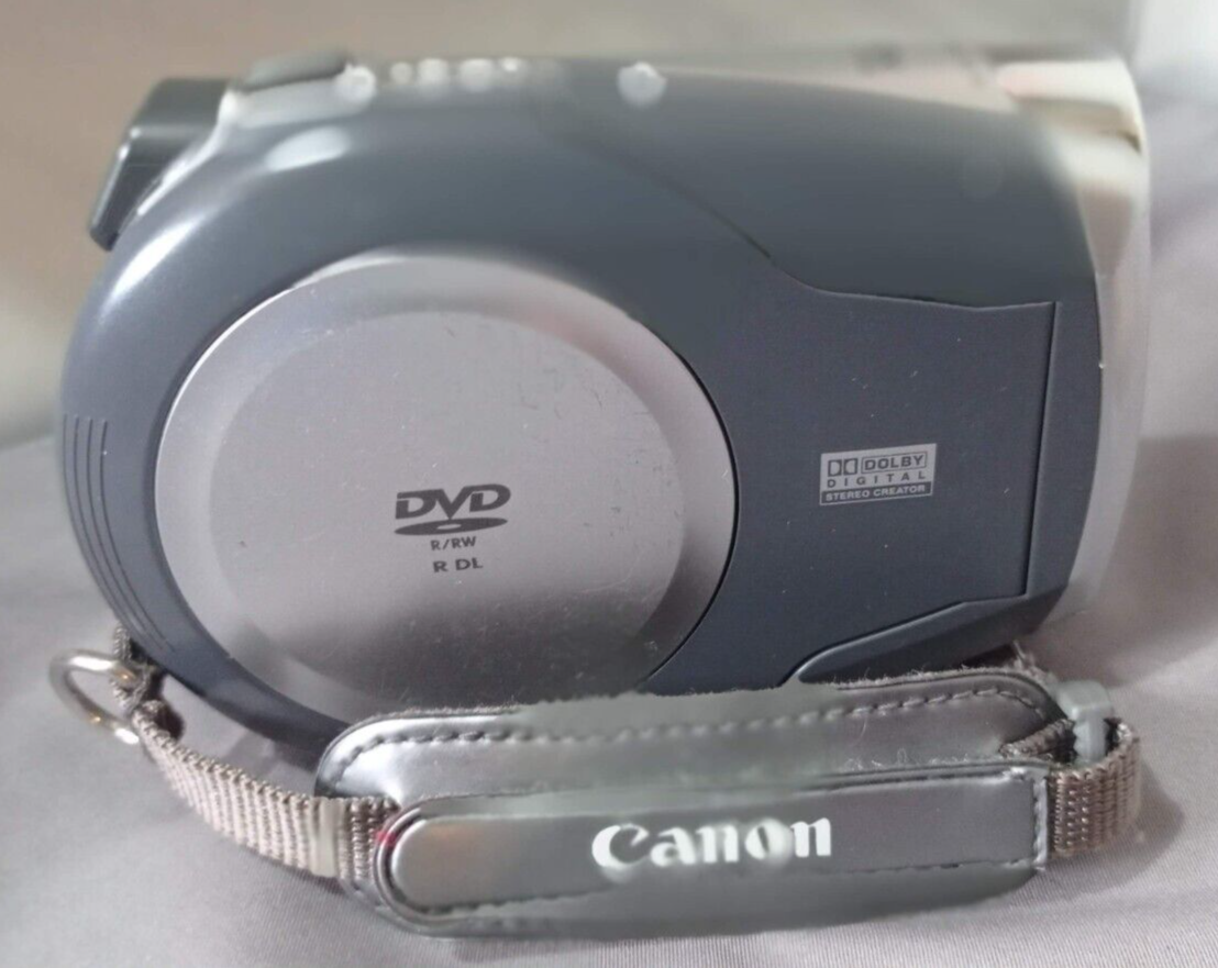 Canon DC201 Tested DVD Camcorder 8cm DVDs 30x optical zoom 800x