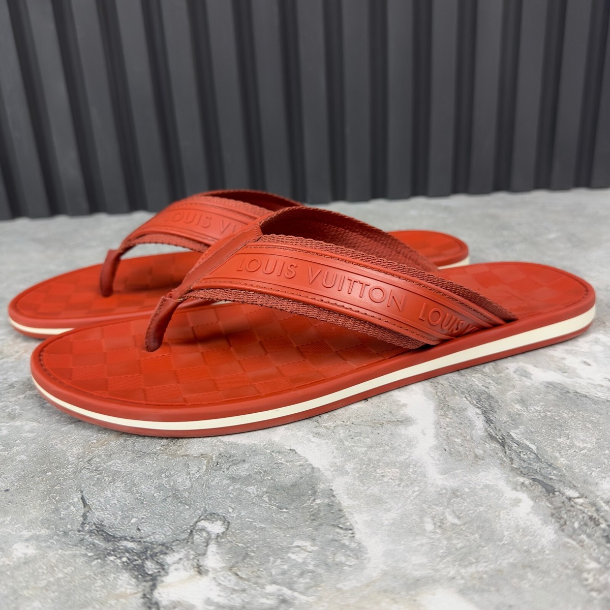 Louis Vuitton トングサンダル レッド　37 美品 LOUIS VUITTON ルイヴィトン シースター フラットトングサンダル