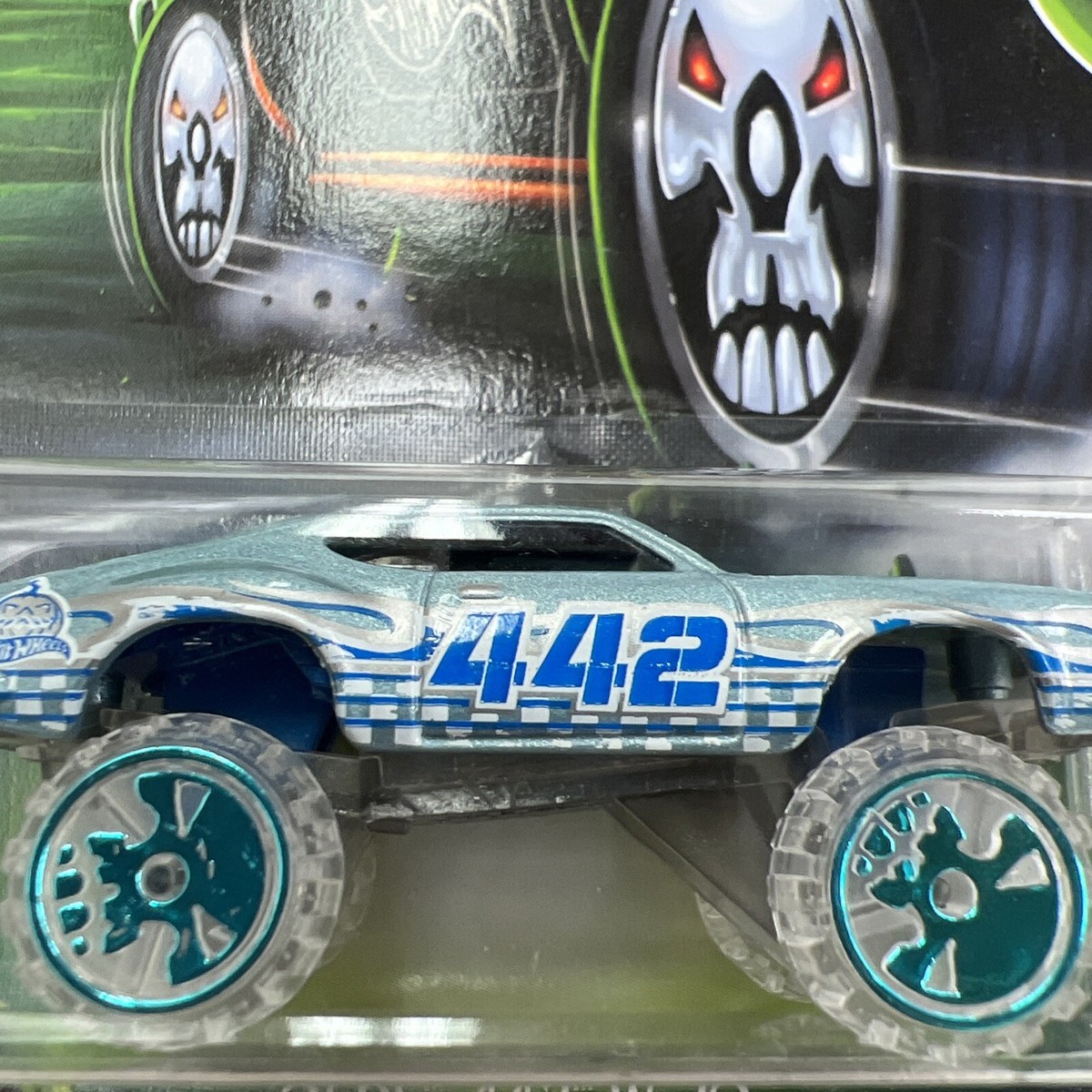 Hot Wheels Happy Halloween Series Olds 442 W-30 Light Blue 1:64 2