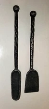 VINTAGE MID CENTURY MODERN CAST METAL DECORATIVE DISTRESSED SERVING UTENSIL SET2