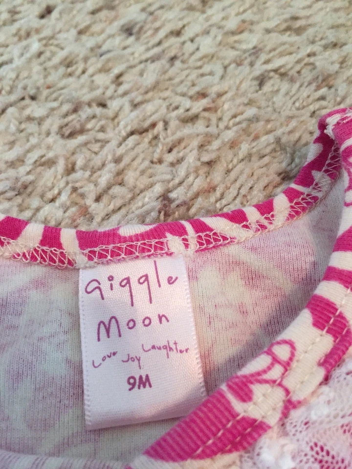 Conjunto de luna risita para bebé niña talla 9 meses Foto 3 de 4