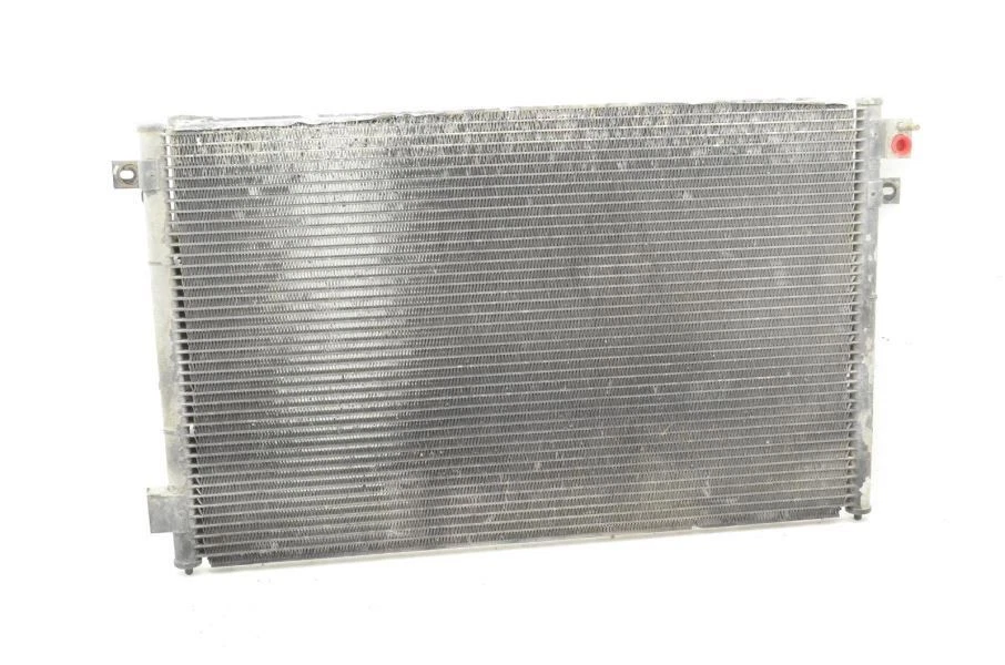 Conjunto de condensador de CA Ford Thunderbird 2003-2005 Foto 3 de 4