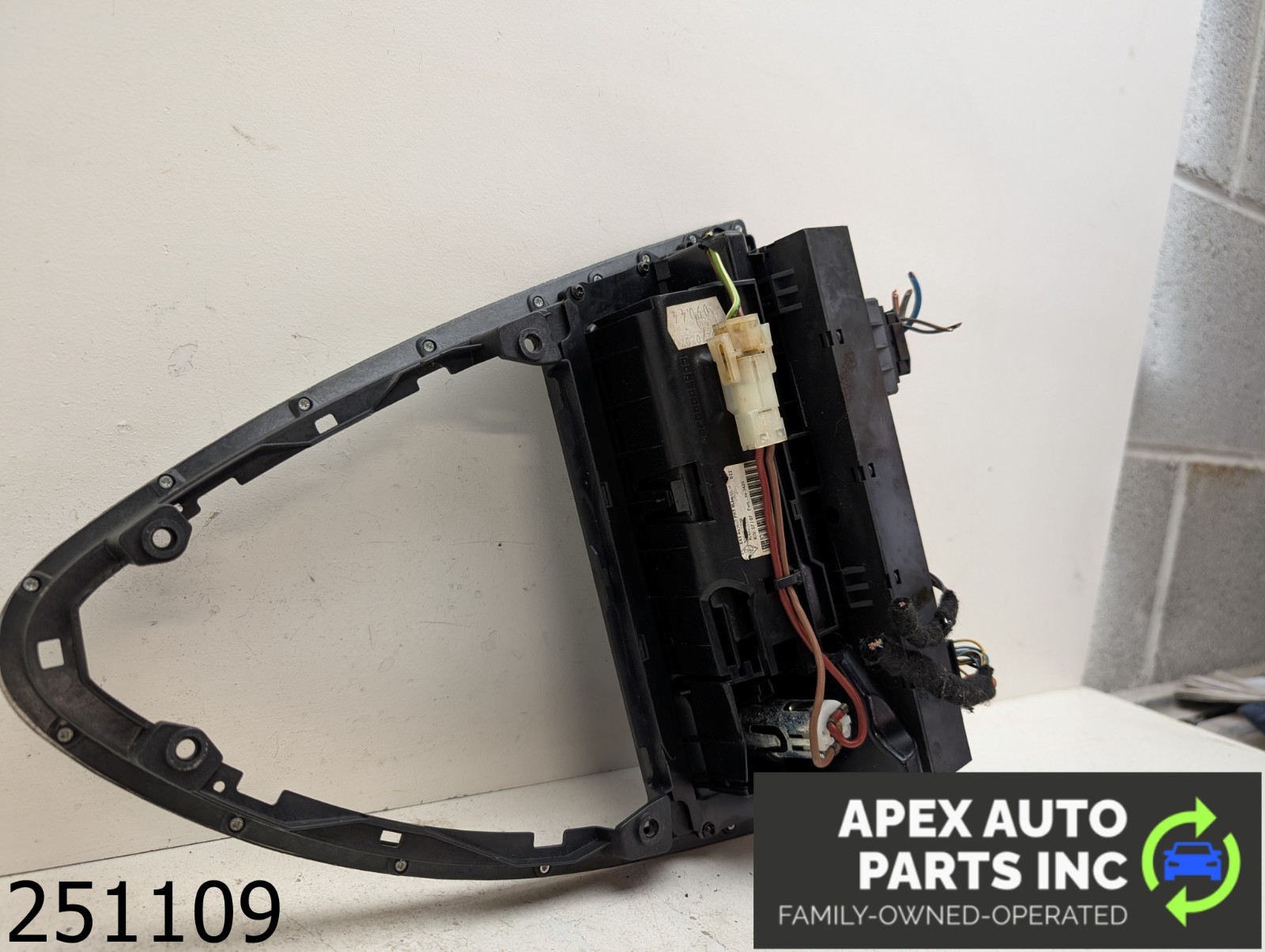 OEM 2006 BMW 650i 4.8L CENTER CONSOLE SHIFTER SURROUND dark WOOD GRAIN TRIM