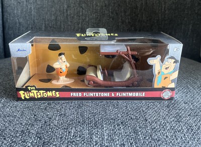Fred Flintstones Flintmobile 1:32 Diecast Car Jada Toy - NEW IN BOX