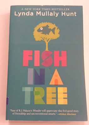 Fish in a Tree by Lynda Mullaly Hunt (2017, Digest Paperback)