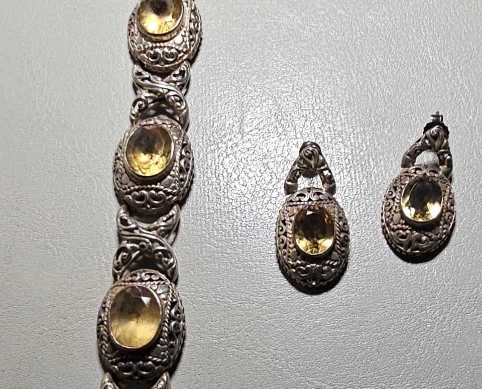 Balinese designed Citrine and Silver Earrings and Bracelet Set - Image 3 of 4