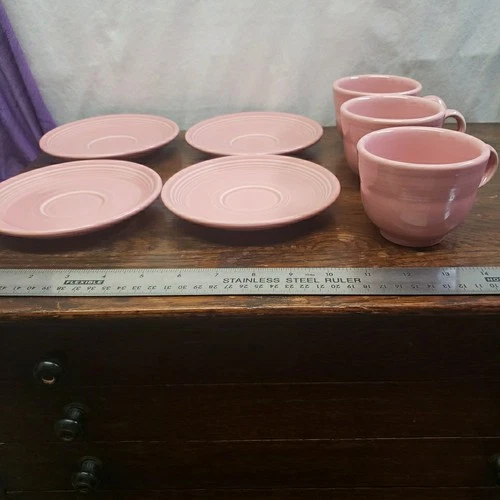 Fiesta RETIRED Rose Pink Homer Laughlin 3 Coffee /Tea Cups & 4 Saucers Unused