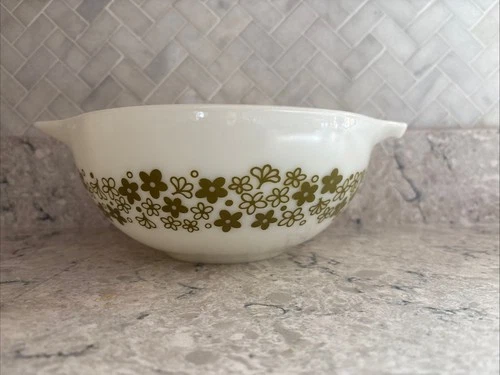 Vintage Pyrex Spring Blossom Crazy Daisy Cinderella Mixing Bowl 443