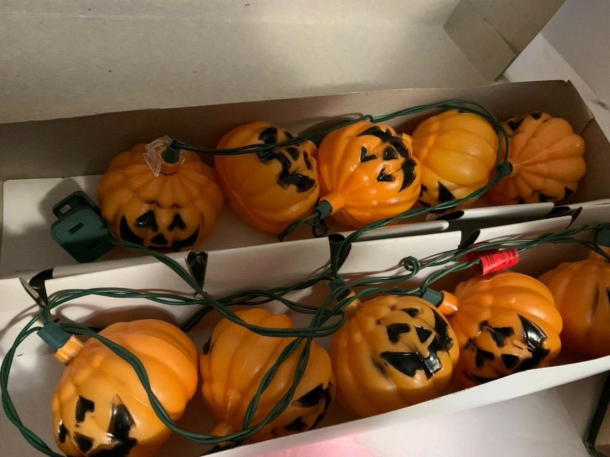 Vintage 90's Blow Mold Pumpkin String Lights Halloween Jack