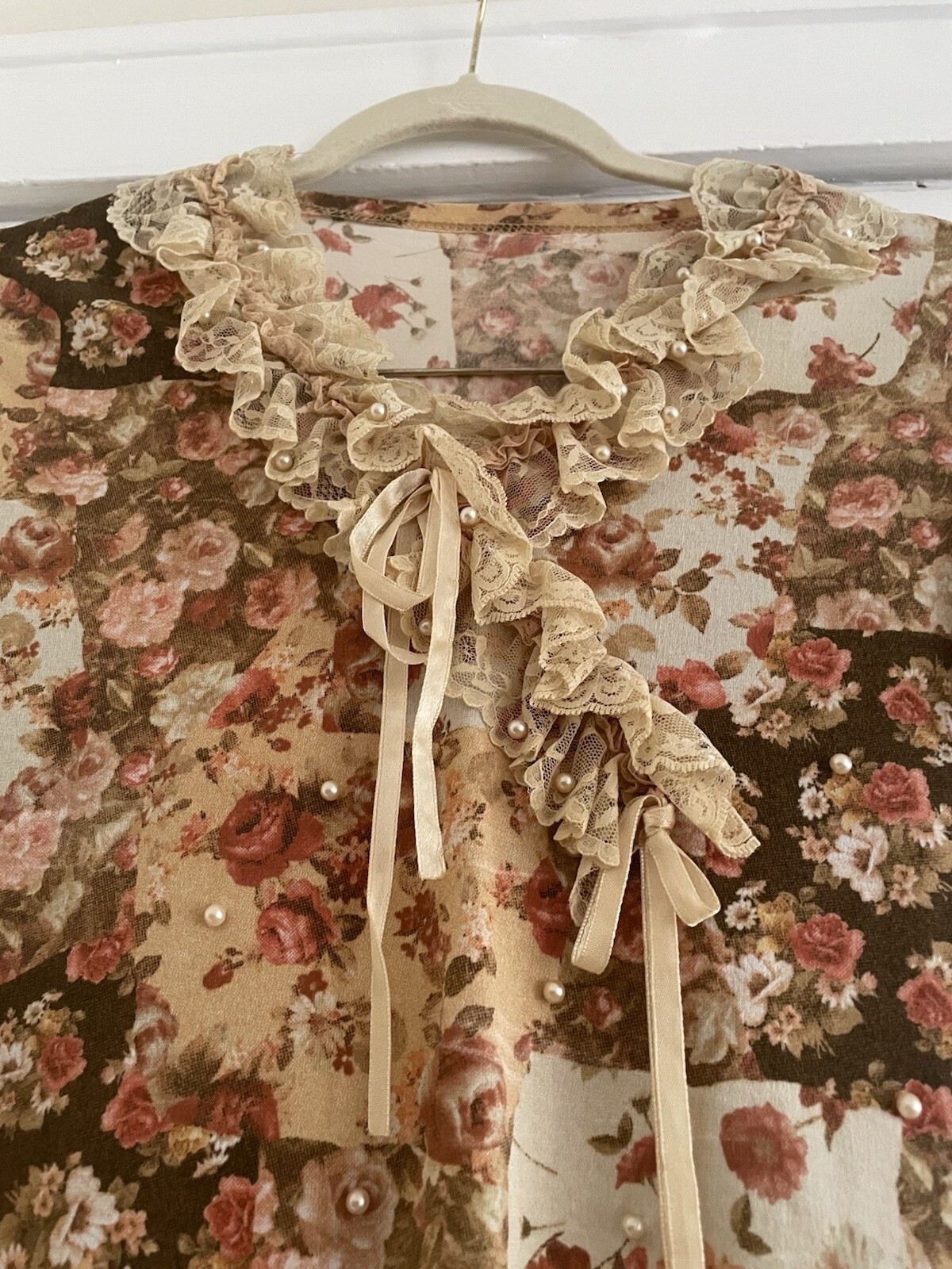 Vintage Printed Quilt Patchwork Floral Blouse Neu… - image 2