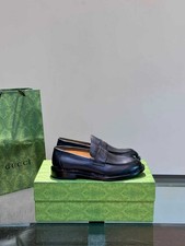 Gucci Men's Burnished Penny Loafer (Black)US9.5=G9=Eur43
