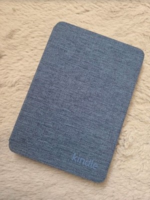 Originale, Faltbare Schutzhülle für Kindle 6-Zoll (Generationen 2022 + 2024)