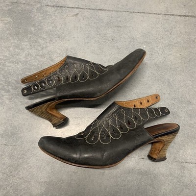 Rare John Fluevog Aurora Heals Black Leather