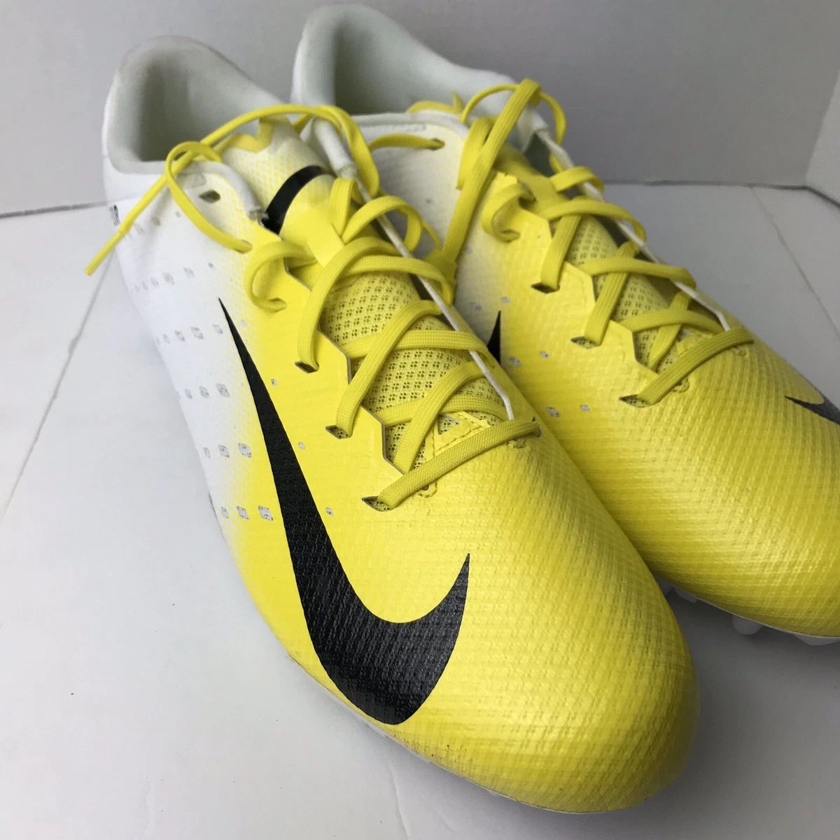 Nike Vapor Untouchable Speed 3 TD Men Cleats 917166 107 Yellow